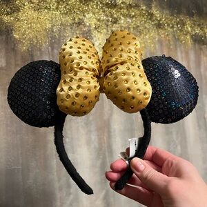 Disney Parks Yellow Rhinestone and sequin Minnie ears